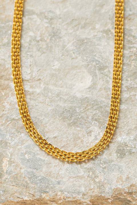 Collier Scarlett