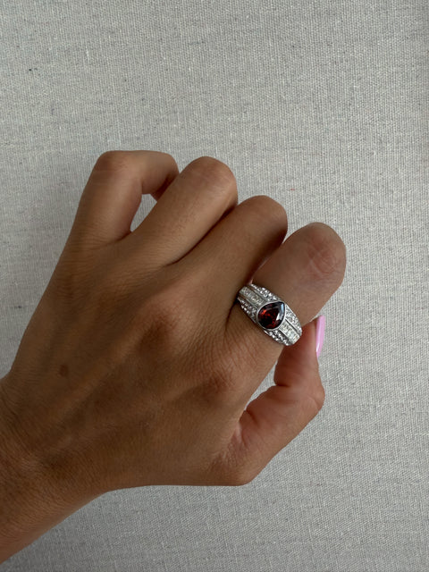 Anello Vanya