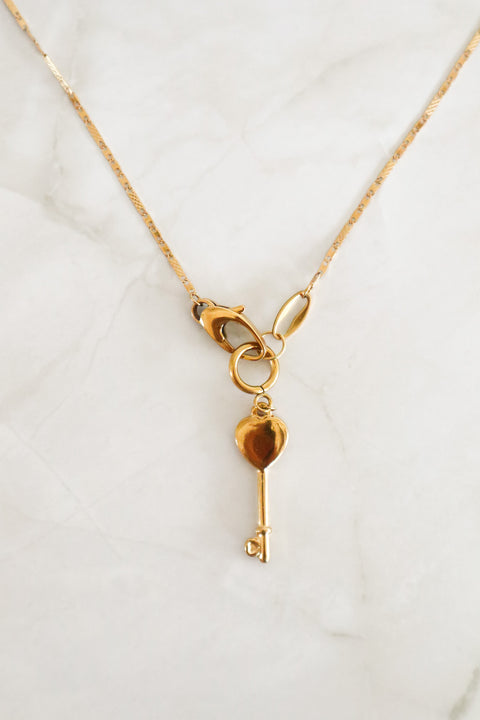 Collana Velisvava