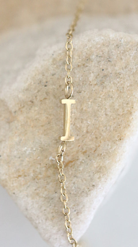 Collana lettera I