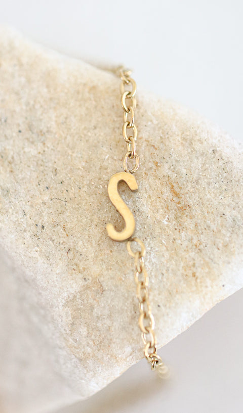 Collana lettera S