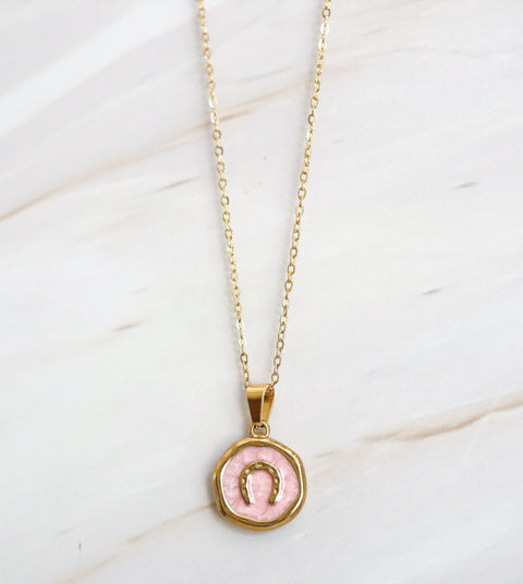 Collana ferro di cavallo